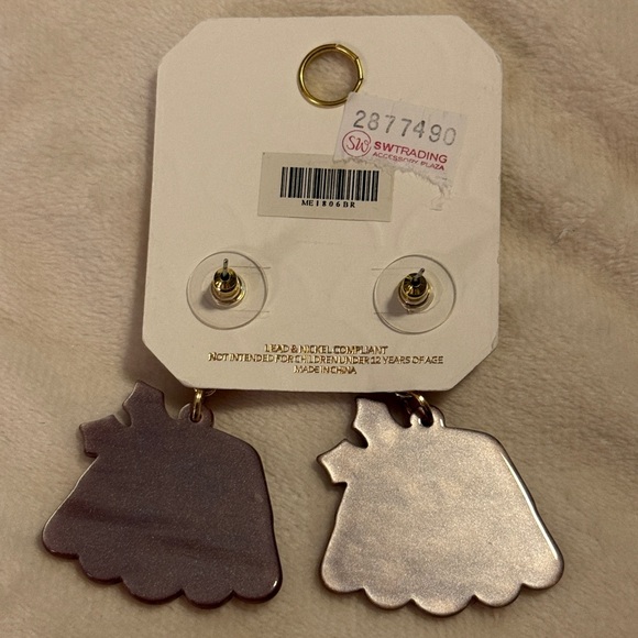 🌻 Christmas Holiday Pudding Dangle Earrings - Picture 3 of 3